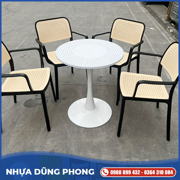Ghế nhựa giả mây có tay
